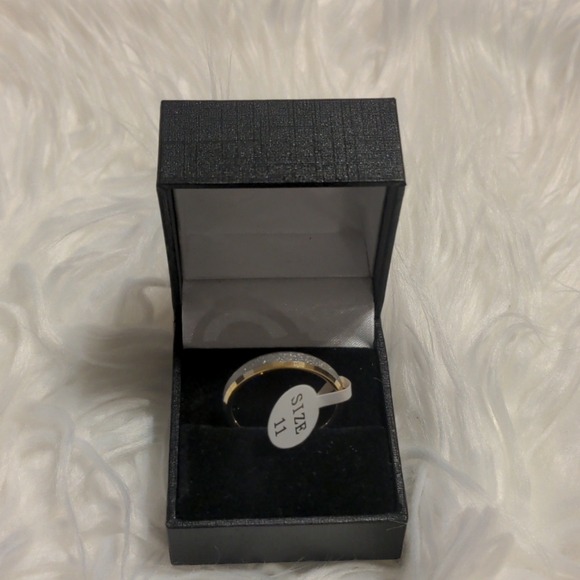 Mens size 11 tungsten carbide ring
